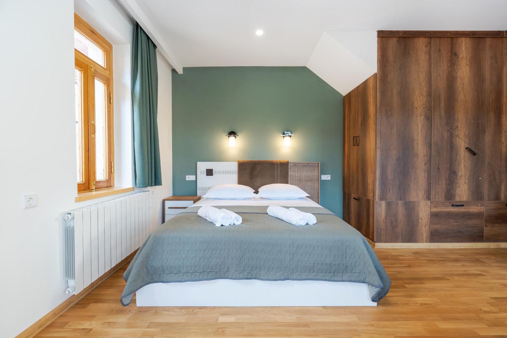 Guli Of Tbilisi - River View Duplex Apartment In Historic City Center Esterno foto